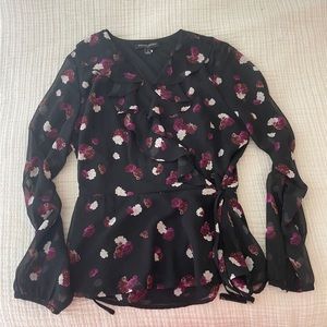 WORN ONCE. Banana Republic blouse